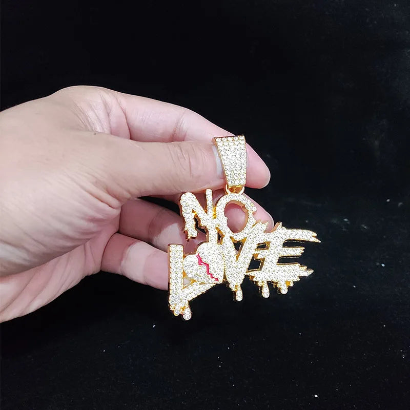 Iced Out ''NO LOVE'' pendant with chain