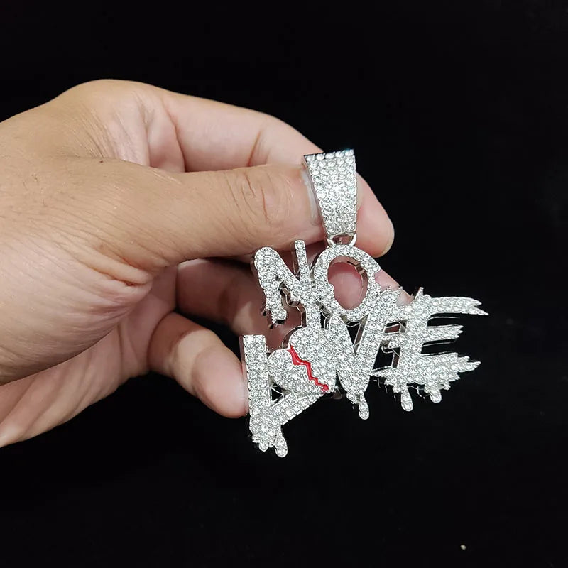 Iced Out ''NO LOVE'' pendant with chain