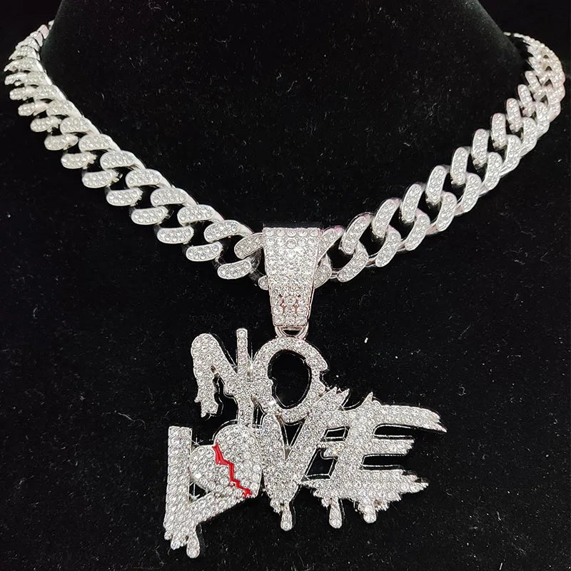 Iced Out ''NO LOVE'' pendant with chain