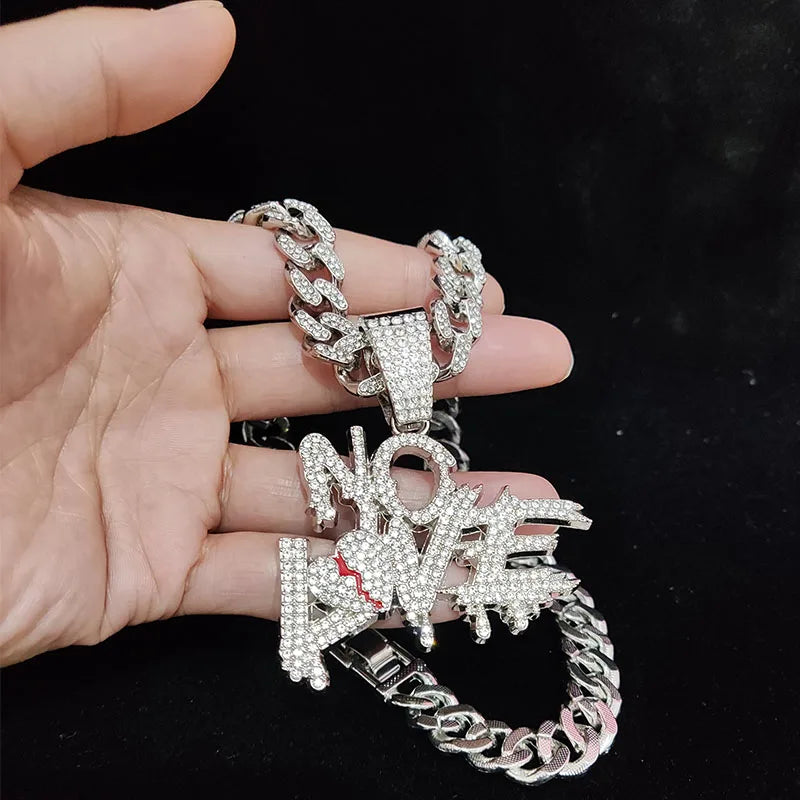 Iced Out ''NO LOVE'' pendant with chain